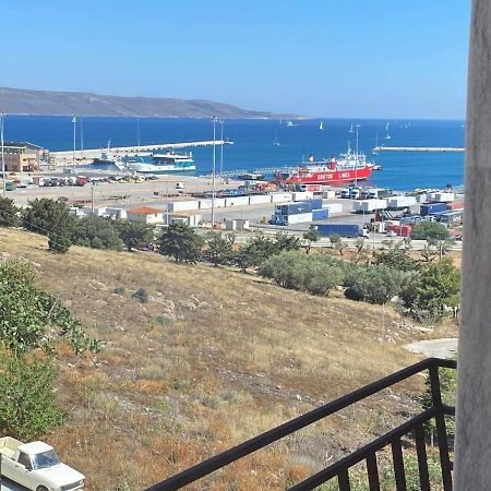Lavrio 1Bdr Penthouse 7 Min On Foot From The Port Apartamento Exterior foto