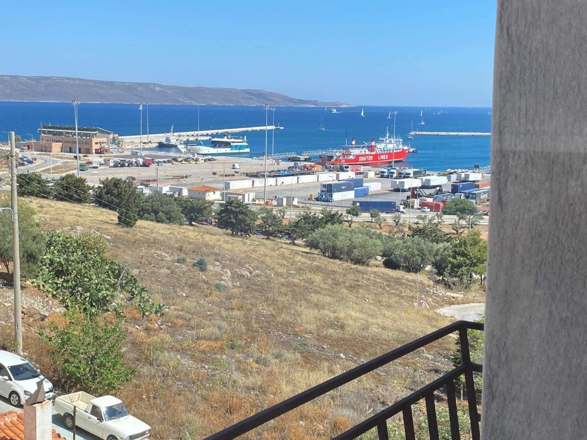 Lavrio 1Bdr Penthouse 7 Min On Foot From The Port Apartamento Exterior foto